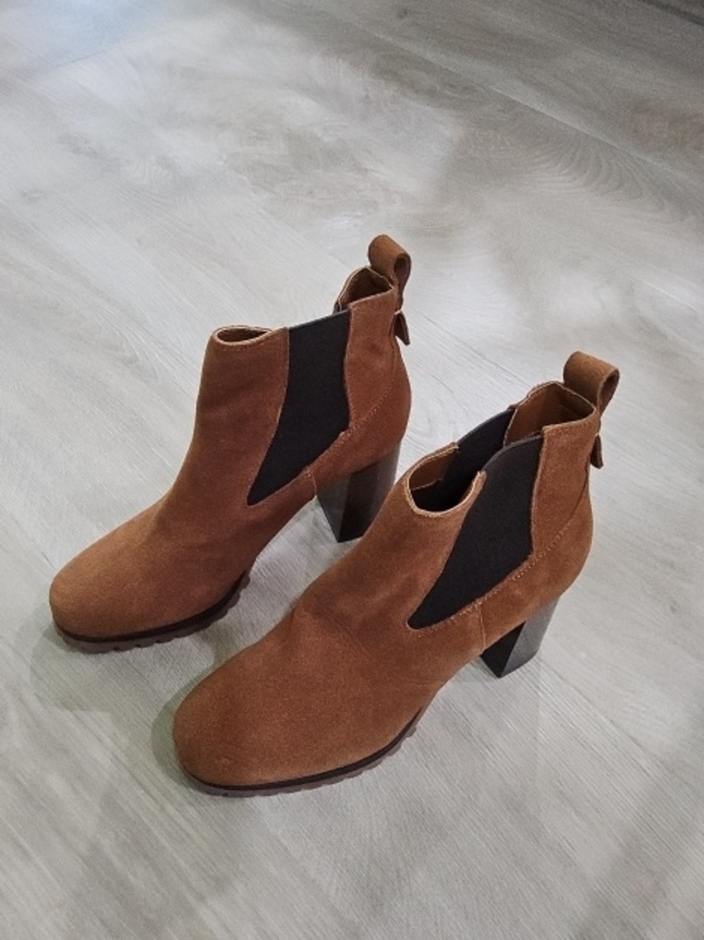 Sanctuary Suede Tan Chelsea Ankle Boots with Block Heel